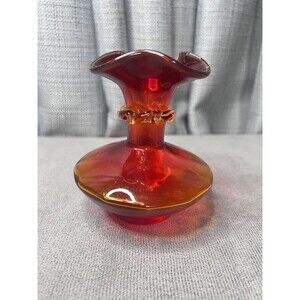VTG Hand Blown Amberina Art Glass VASE Glows Ruffle 5 Inch